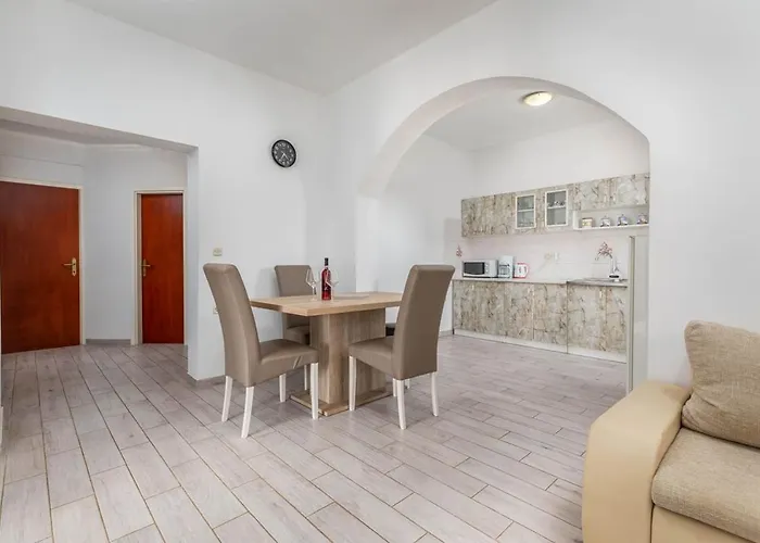 Apartmán Nikola Pula