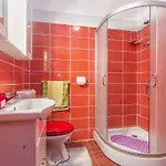 Nikola アパート *