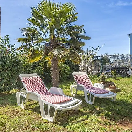 Chude Apartment