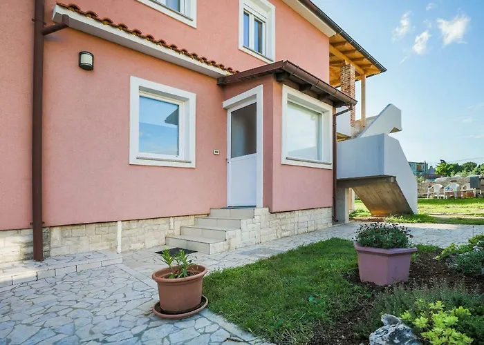 Apartman Apartment Nikola Pula